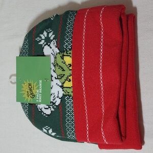The Grinch Dr. Seuss 2 pack knit beanie NEW Unisex